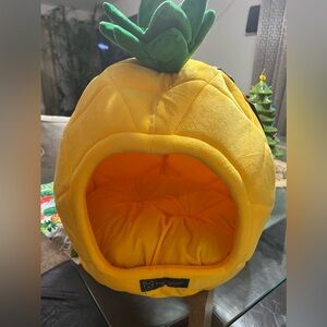 Nandog Pet Gear Yellow Pineapple Pet Bed